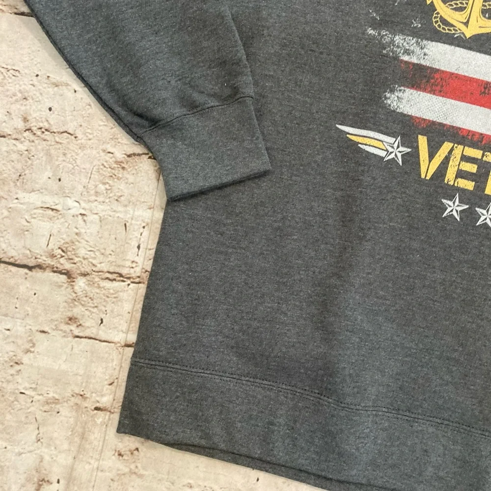 NWT Port & company USS Carl Vinson CVN-19 veteran gray fleece unisex sweater L. - Picture 4 of 9